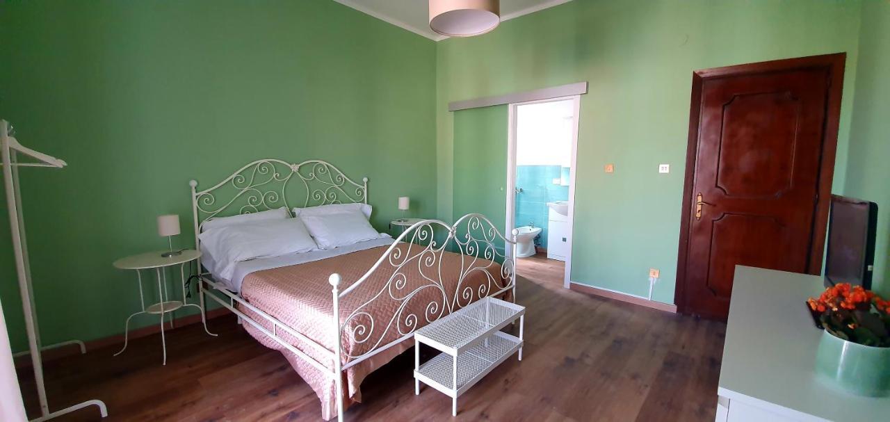 La Casa Di Andreina Hotell Mondello Exteriör bild